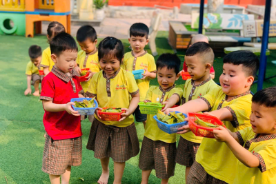 VÌ MỘT MÔI TRƯỜNG VUI CHƠI, HỌC TẬP SẠCH – ĐẸP – AN TOÀN CHO TRẺ TẠI TRƯỜNG MẦM NON TRUNG SƠN